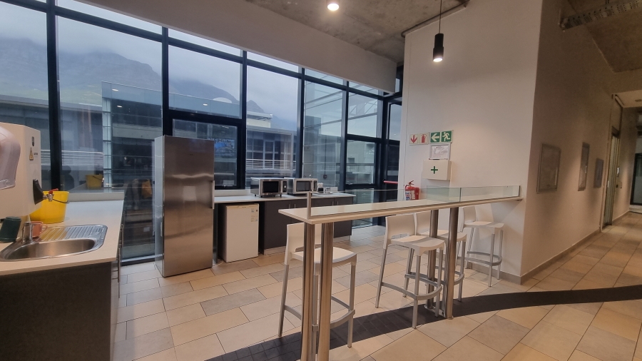 To Let Commercial Property for Rent in Woodstock Western Cape